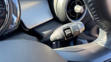 MINI Hatchback 1.5 Cooper Exclusive Premium 3dr Auto Petrol Hatchback